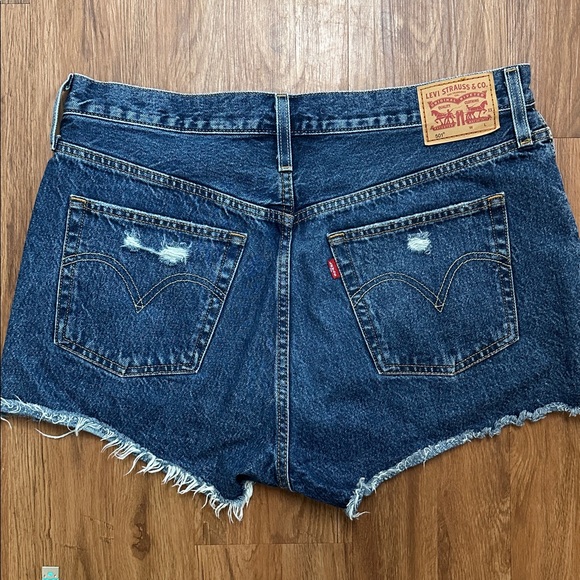 Levi’s 501 Denim Shorts - 32 - Picture 8 of 8